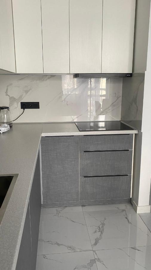 Heaven Apartment Mountain View Almaty Bagian luar foto
