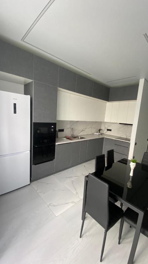 Heaven Apartment Mountain View Almaty Bagian luar foto