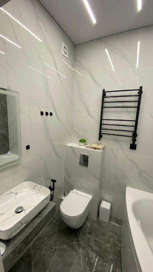 Heaven Apartment Mountain View Almaty Bagian luar foto
